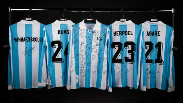 Scoor nu je Legend-shirt!