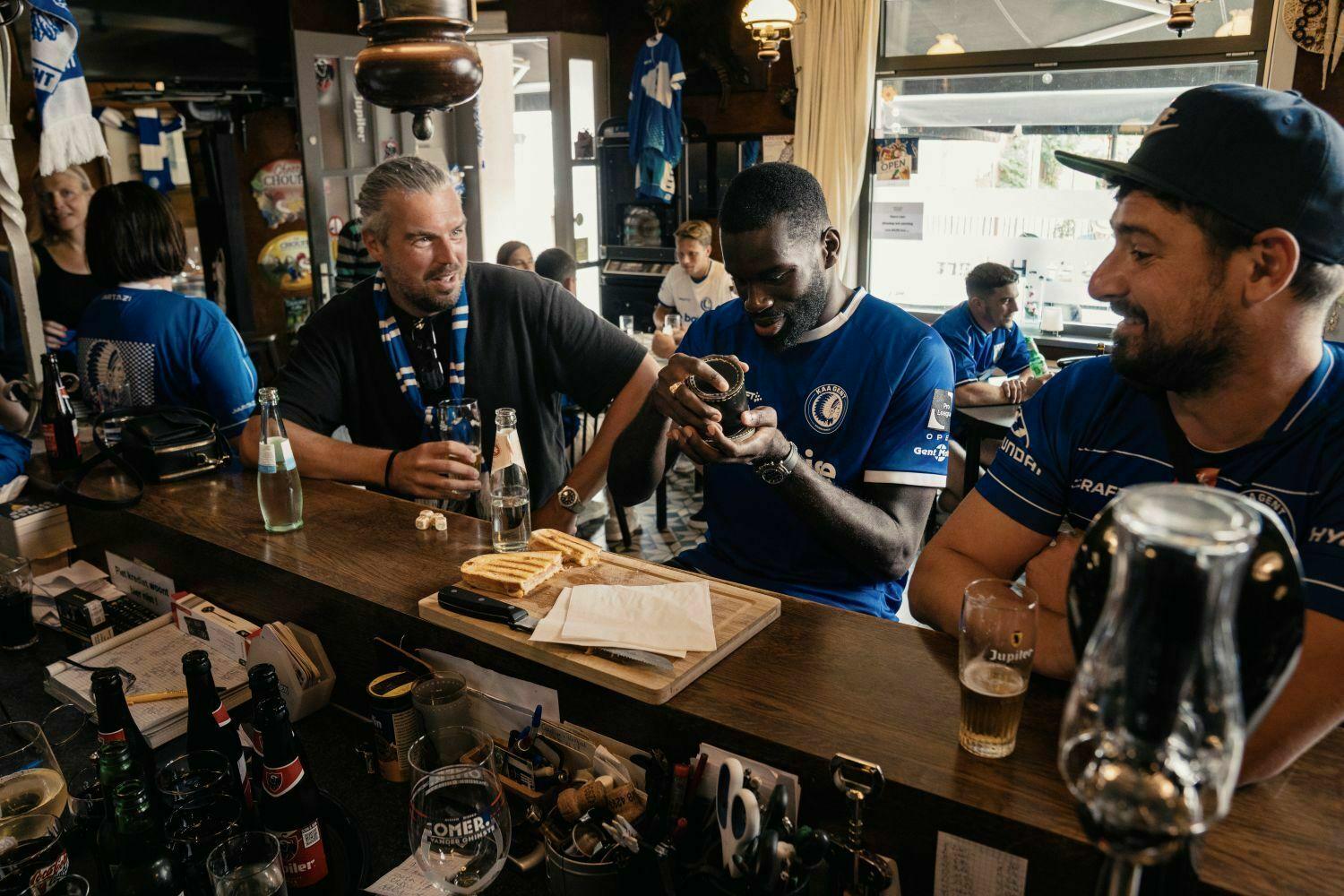 Kantinekwestie: Is voetbal spelen gezond?