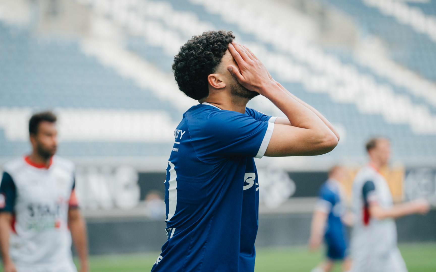 Thuisnederlaag tegen RFC Luik