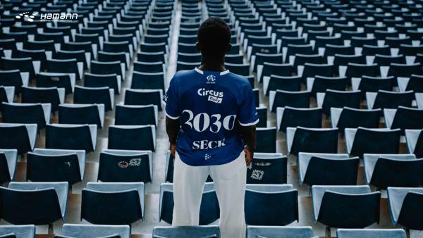 El Hadji Seck verlengt tot 2030